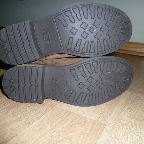 UGG Denhali Women's Size 7 Brown Leather Lace Up Shearling Ankle Boots 1007745 - Picture 9 of 13